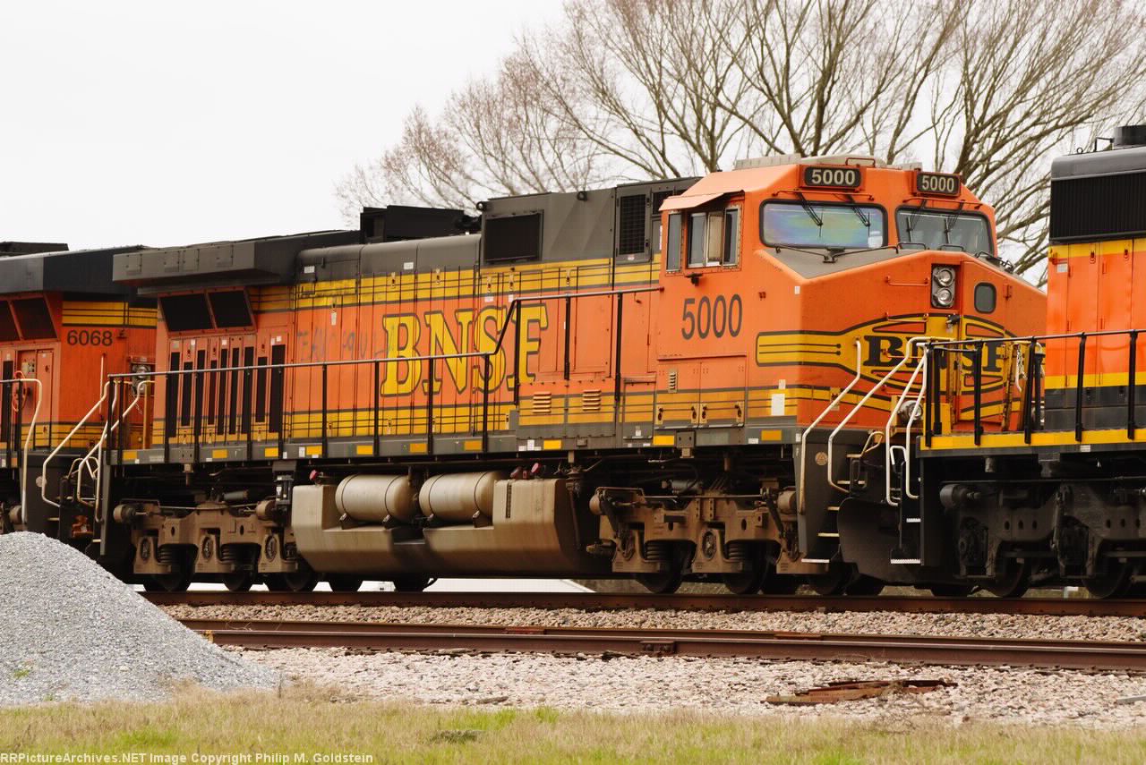 BNSF 5000